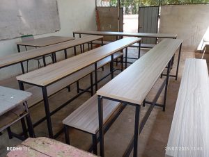 6 ශ්‍රේණියේ පිවිසුම් දොරටුව අවට වර්ණාලේප කිරීම.